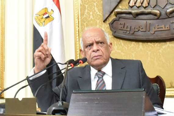 هل يفعلها البرلمان و ينهي معركة استقلال الشهر العقاري ؟!