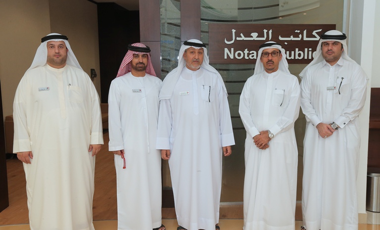 الأمارات : فترة عمل مسائية للكاتب بالعدل بعد الإفطار بشهر رمضان